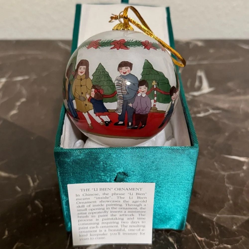 Pier One Imports Li Bien Glass Ornament‎ Hand Painted 1998 Santa Christmas